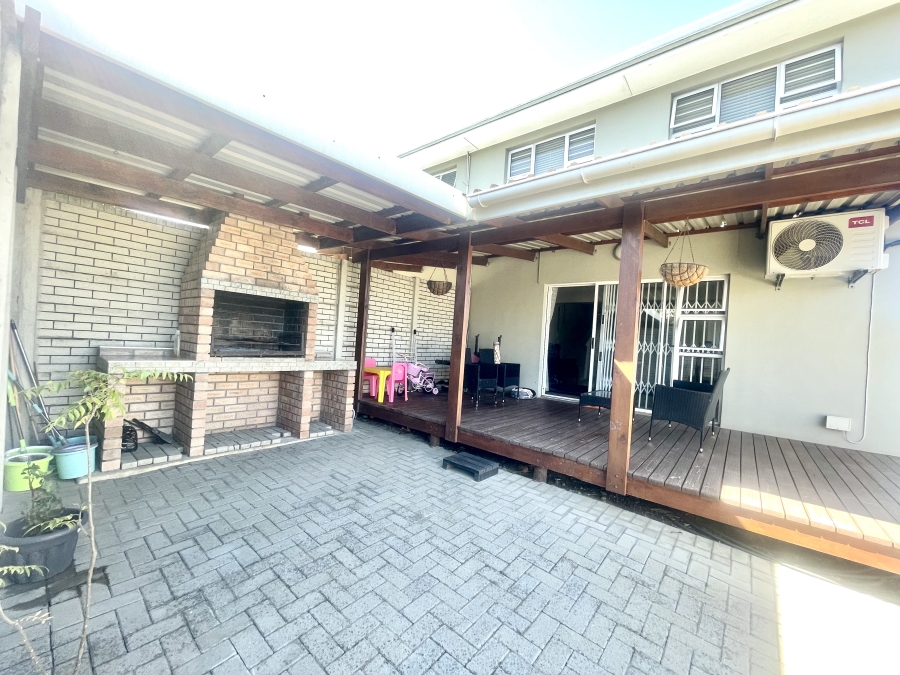 3 Bedroom Property for Sale in Beacon Bay Eastern Cape